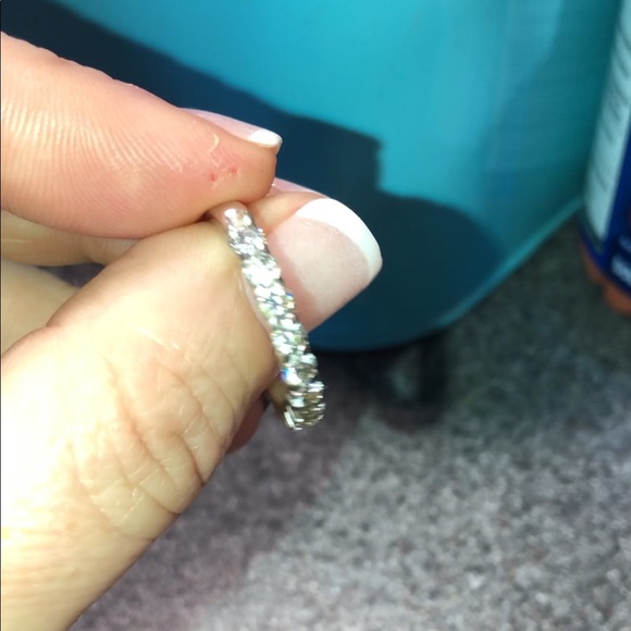 Diamond ring - Picture 4 of 8